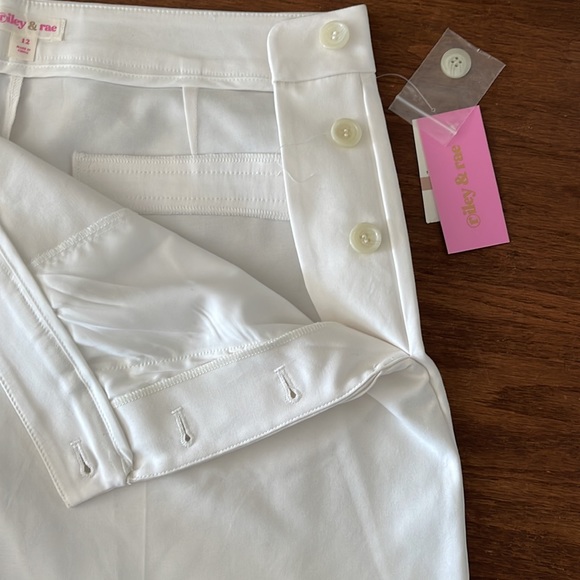 Riley & Rae white shorts - Picture 4 of 6
